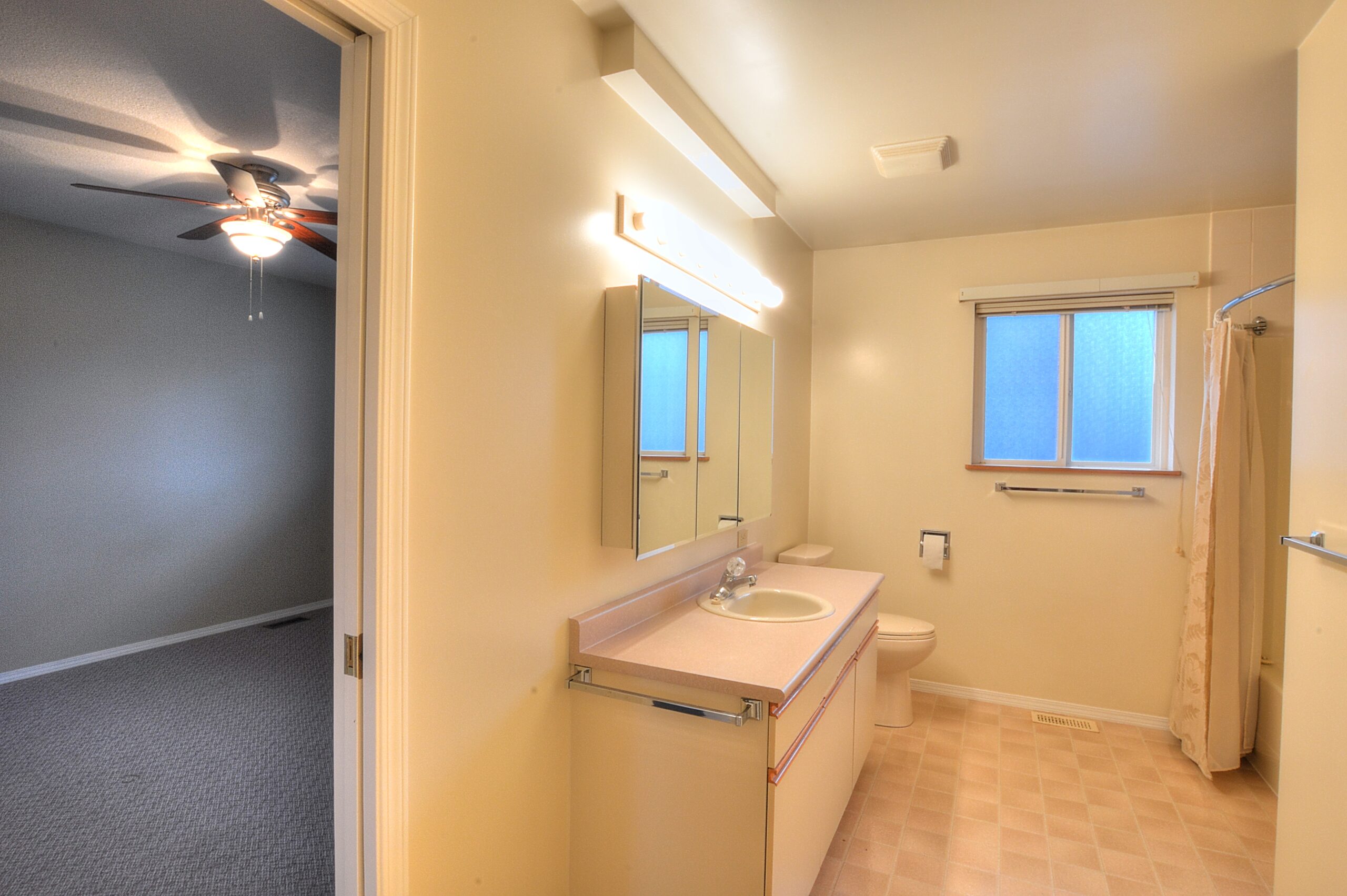 HDR Bathroom