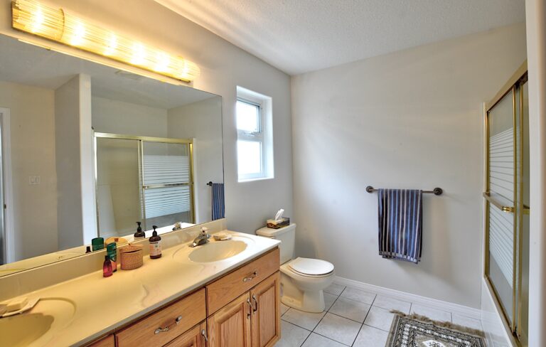 Ensuite Bathroom